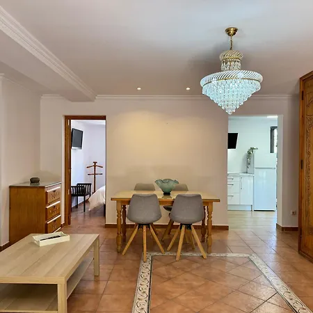 Apartment Three Gems Center - Eaw Homes