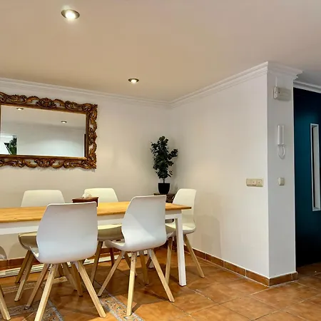 Three Gems Center - Eaw Homes Apartment Marbella